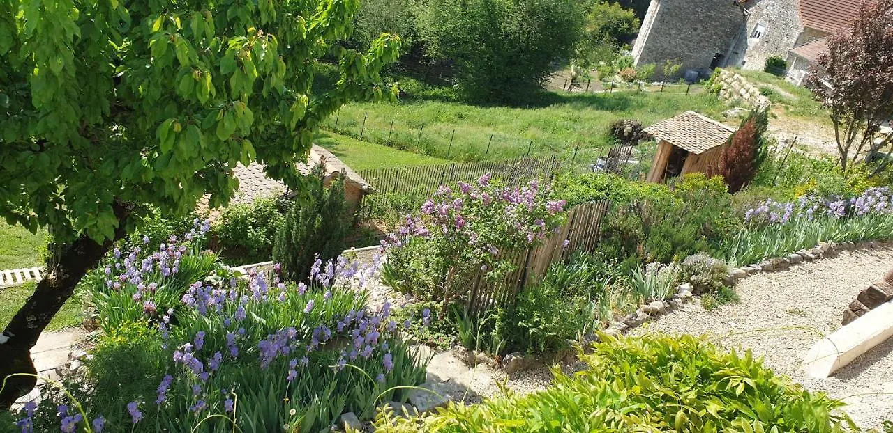 Le Nichoir Apartment Creys-et-Pusigneu Homestay