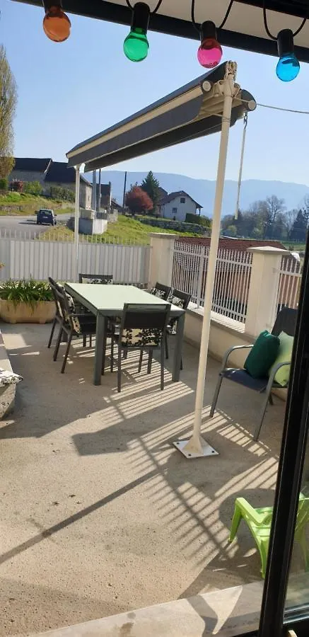Homestay Le Nichoir Apartment Creys-et-Pusigneu France